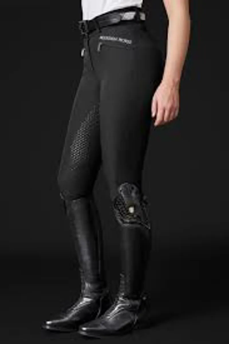 Mountain Horse Diana Full Grip Breech Black